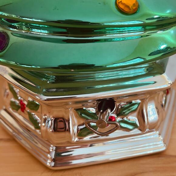 Towle Silversmiths Musical Box Revolving Christmas Tree Have Yourself A Merry - Picture 4 of 16